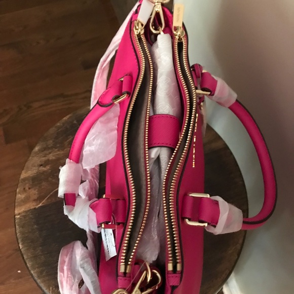 Michael Kors Medium Raspberry Sutton Satchel - Picture 3 of 6